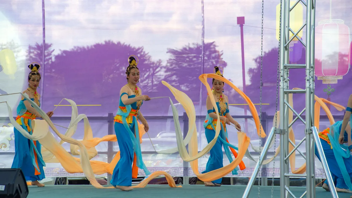 Shen Yun