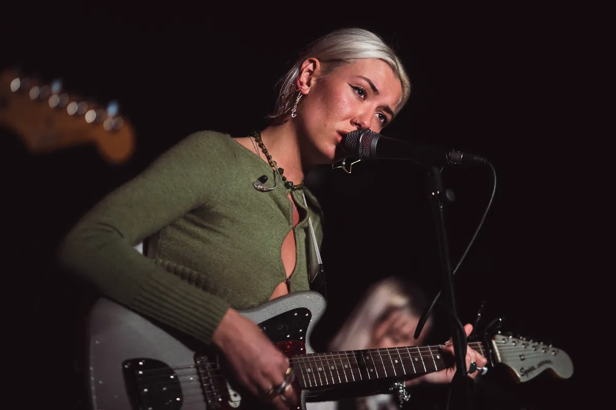 Nieve Ella - How Long Will It Take? | The Debut Album Tour
